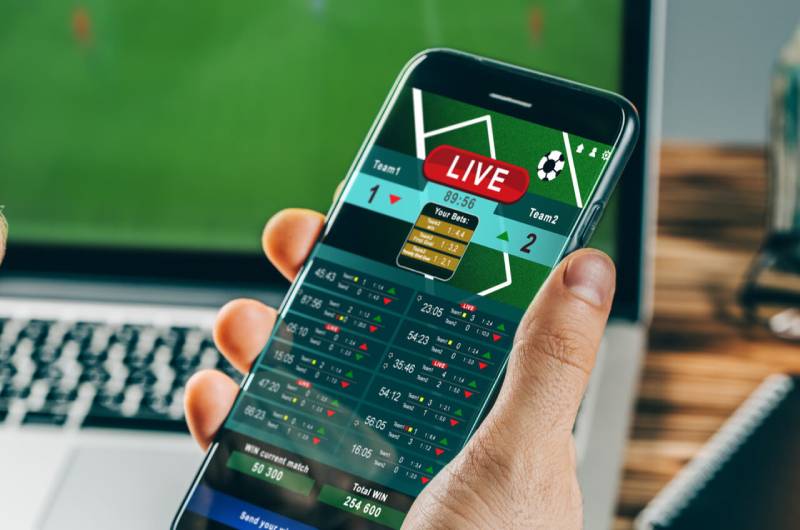 Cược bóng đá trực tiếp là gì?